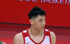 崔永熙盖帽+一条龙扣篮！中国男篮热身赛：半场领先澳大利亚2分